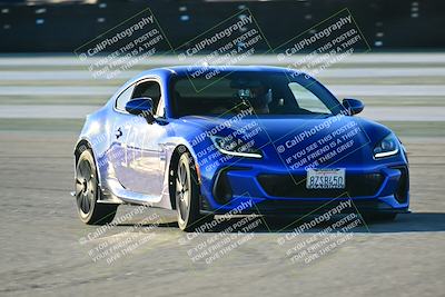 media/Nov-02-2025-Speed Ventures (Sun) [[c948a89870]]/Black/Session 4/